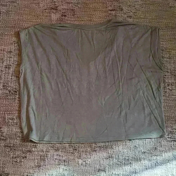 V-neck Tee - Picture 6 of 6